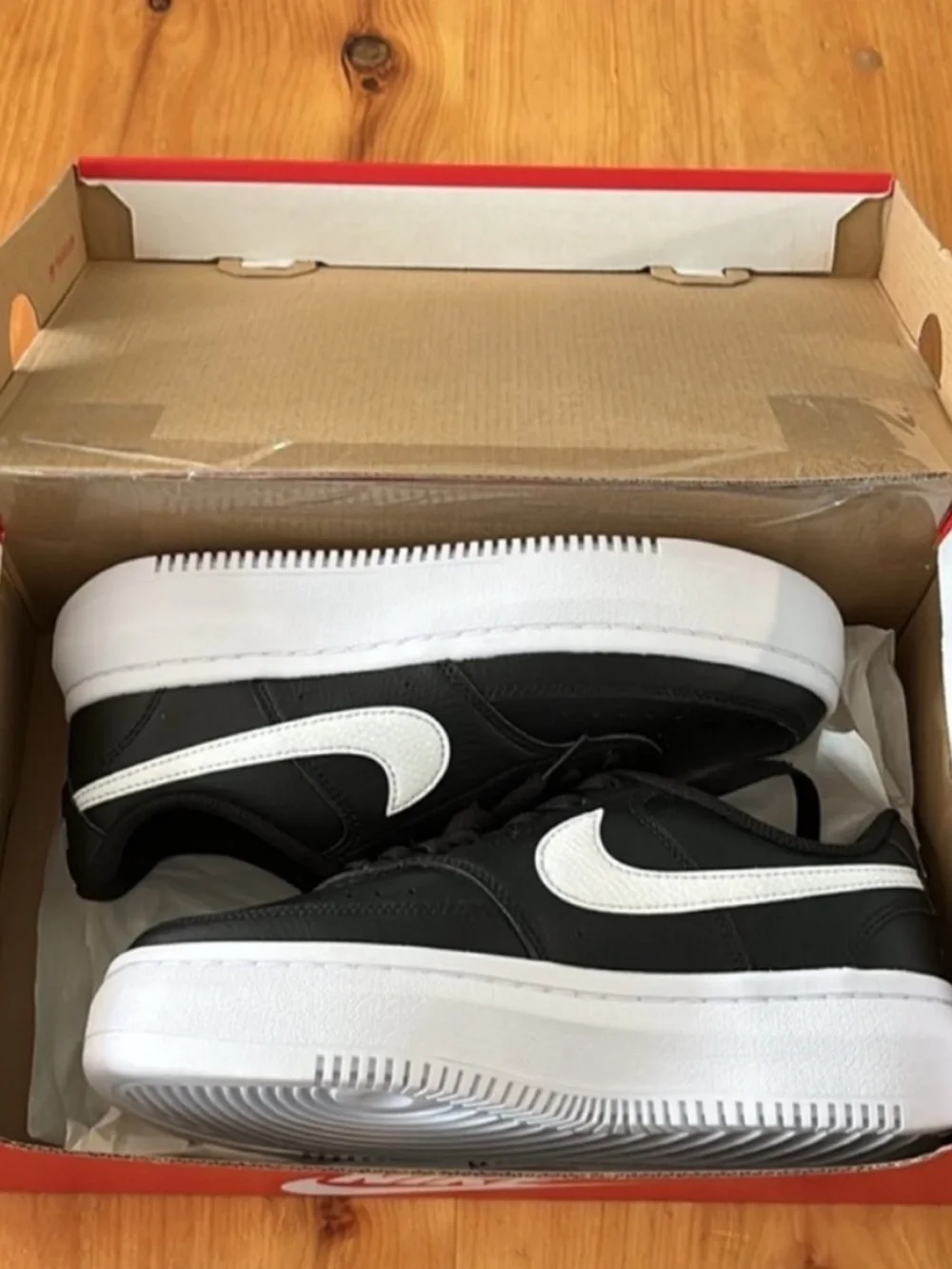 ✔️Size 7.5 - NWT: NIKE - Women's Court Vision Alta shoes - Picture 6 of 12
